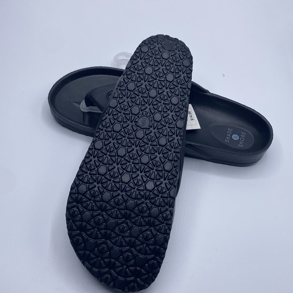 Shade & Shore Traci Footbed Sandals in Black - Picture 5 of 7